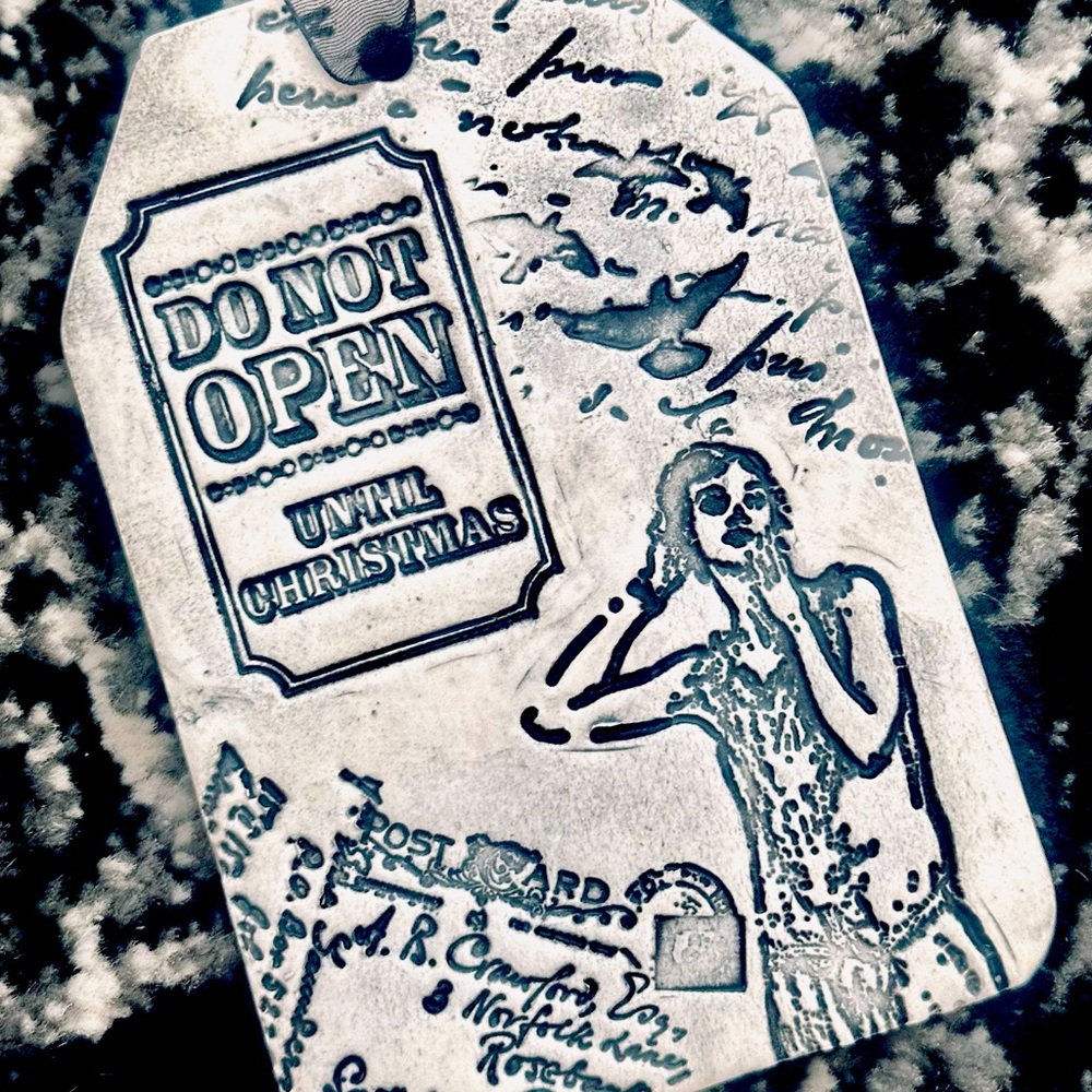 🎁 Do Not Open Until Christmas Ceramic Ornament Handmade OOAK Wall Decor New